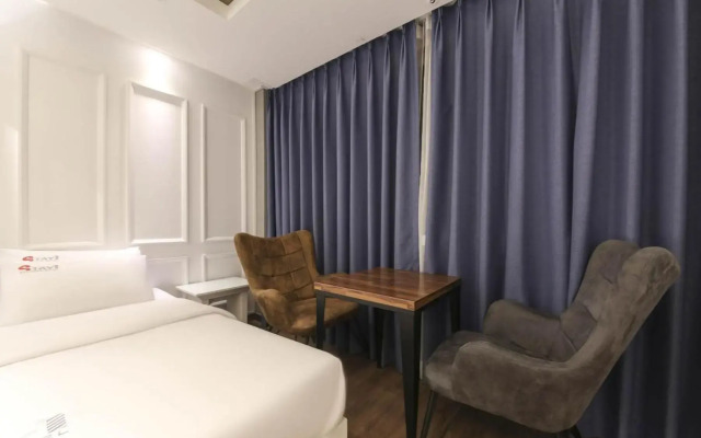 Stay Hotel