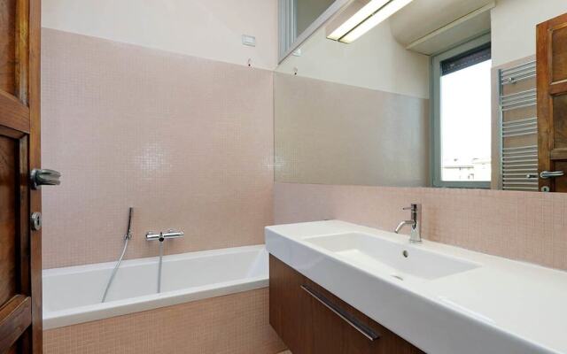 Saint Peter's Bright Apartment