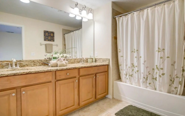 Paradise Palms Five-Bedroom townHouse 8965