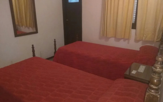 Emperatriz Hotel