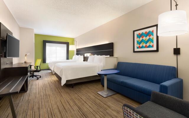 Holiday Inn Express & Suites Shawnee, an IHG Hotel