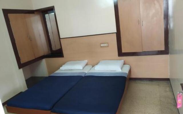 Dolphin Hotel