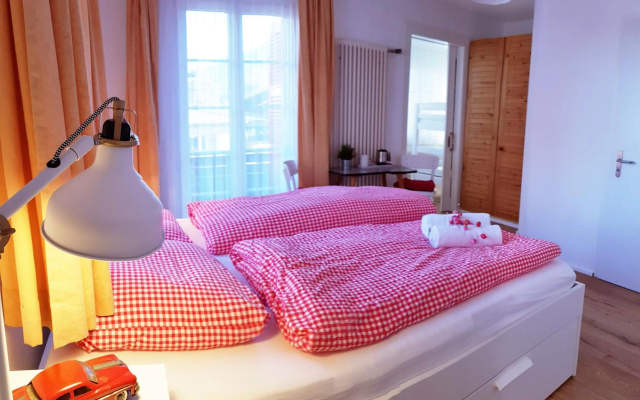 Adventure Guesthouse – Guest Rooms – Unterseen