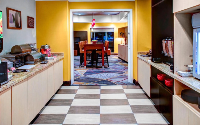 Towneplace Suites Bakersfield West