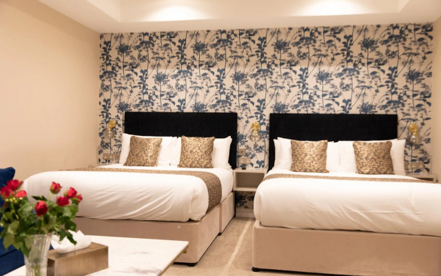 Reem Hotel