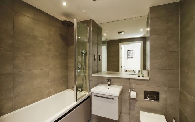 Seven Stays Modern Studio Apartment - Solihull