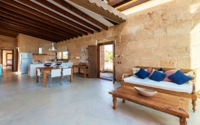 Residence by G Son Covas