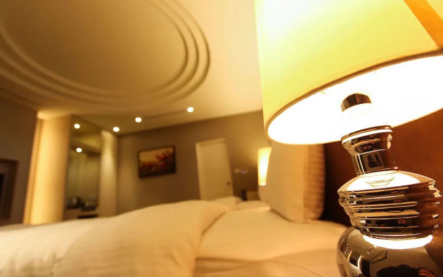 Bravo Ling Jing Hotel