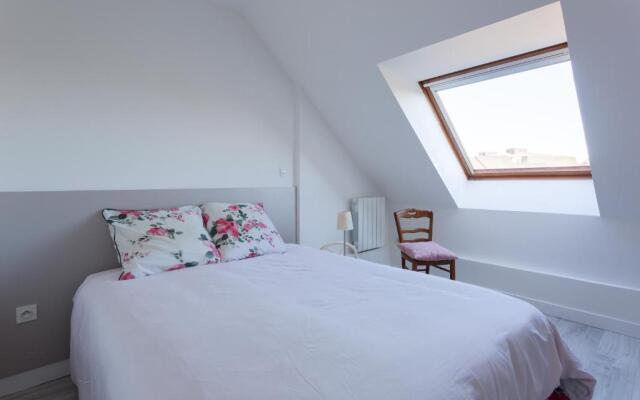 Le Mancini - Parking et Terrasse