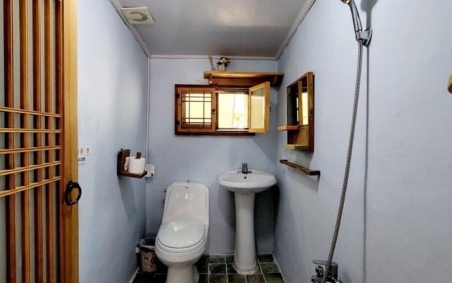 Jeonju Hanok Tobagi Pension