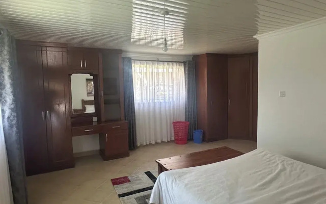 Lux Suites Greenpark Getaway Bungalows