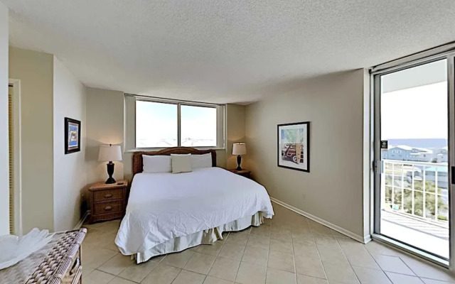 Tristan Towers Condominiums