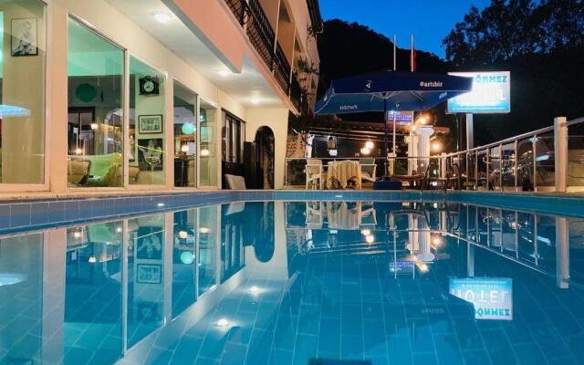 Donmez Hotel