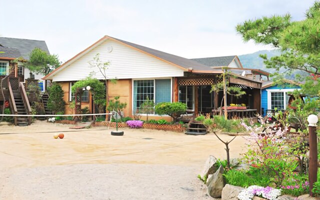 Pocheon Pine Fragrance Pension