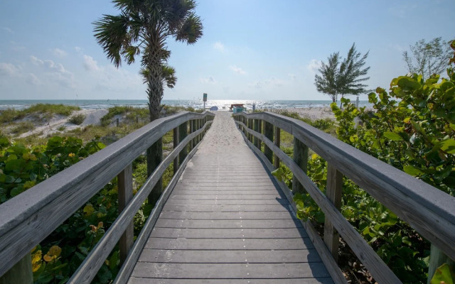 Bayview Beach Condo