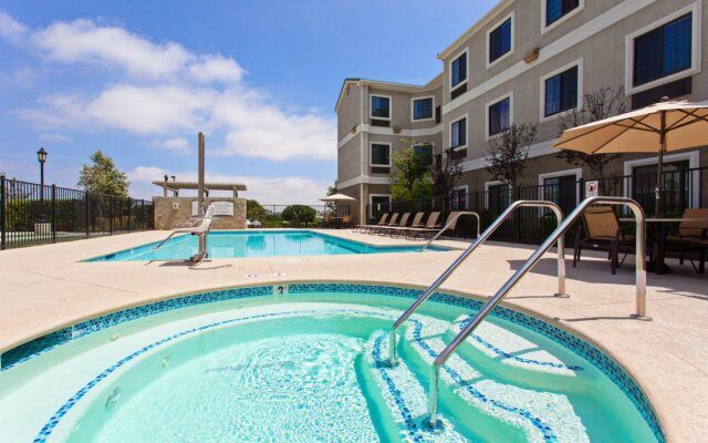 Staybridge Suites Lake Forest by IHG