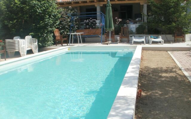 Beach Apartments Toni