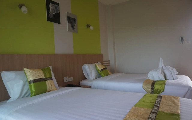 Phant at Thalang Service Apartment