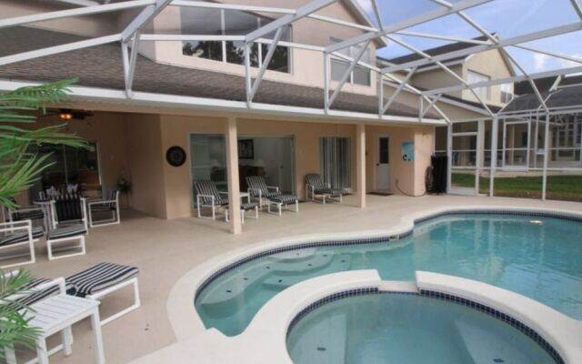 Christine's West Haven Vacation Home