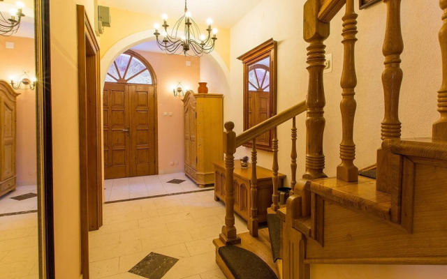 Patrizia Classic Selce