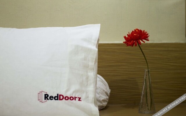 RedDoorz  Mampang 23