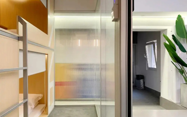 Weflow Hostel（xintiandi）