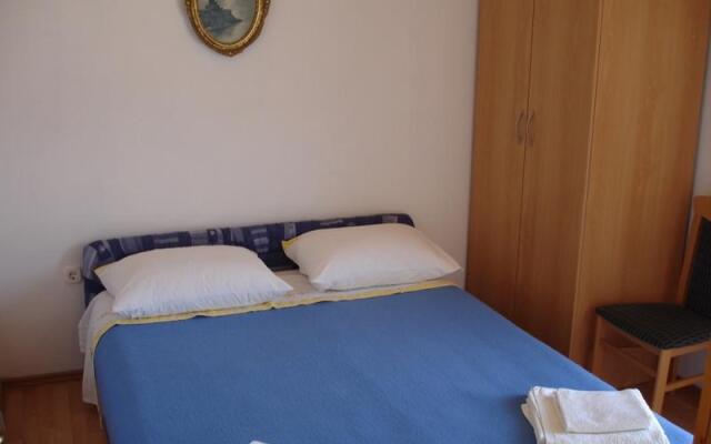 Apartments Vis