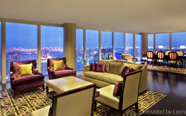 Sheraton New Orleans Hotel