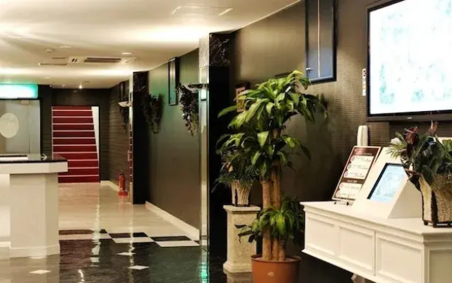 Hotel Gravis