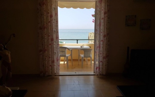 Menigos AA2 n o62 SeaView 2Bedroom