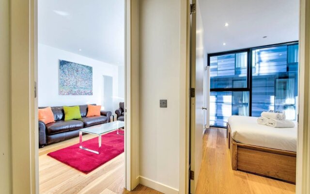Iconic Quartermile Apartment: Heart of the Old Town