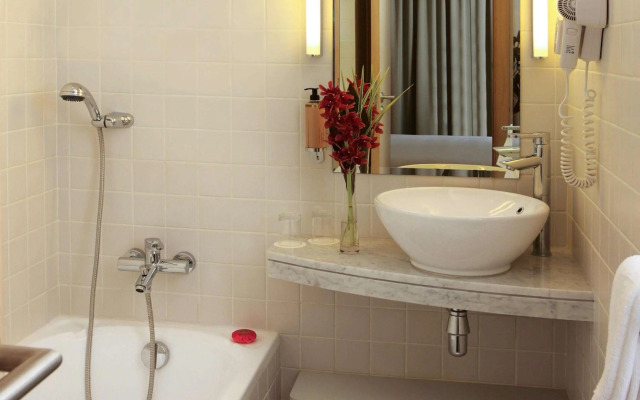 Hotel Novotel Suites Mall Avenue Dubai