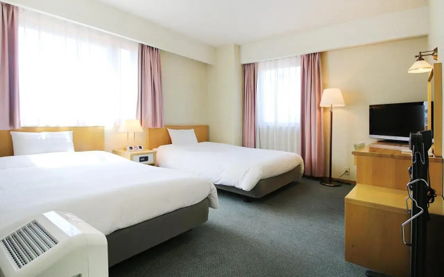 Island Hotel