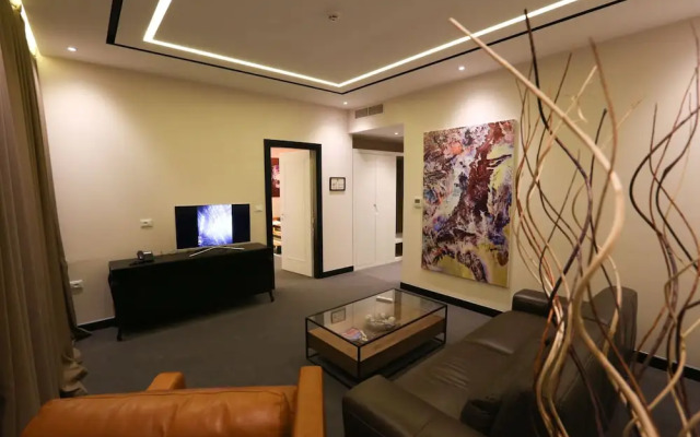 Delta Hotel