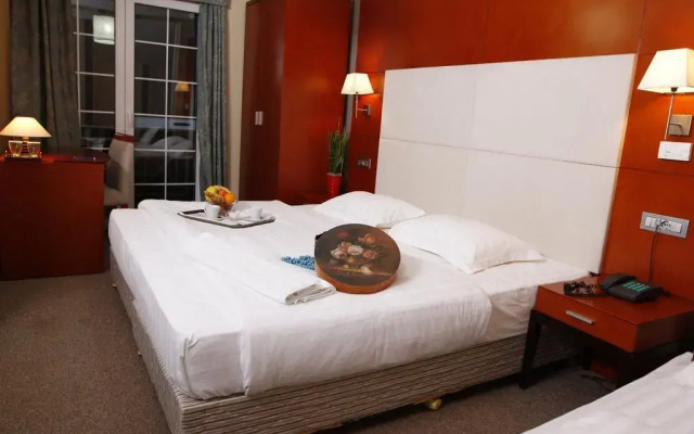 Bel Conti Hotel
