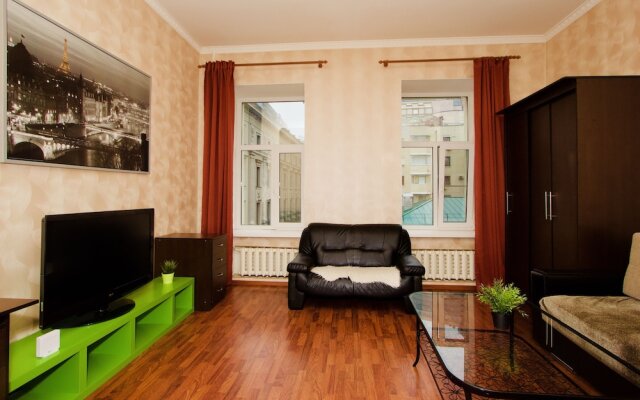 LUXKV Apartment on Old Arbat