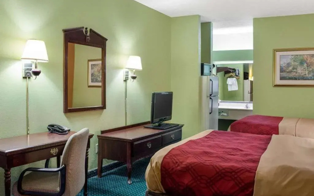 Econo Lodge Canton