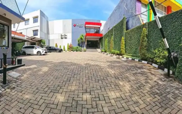 Art 2Stay Hotel Semarang