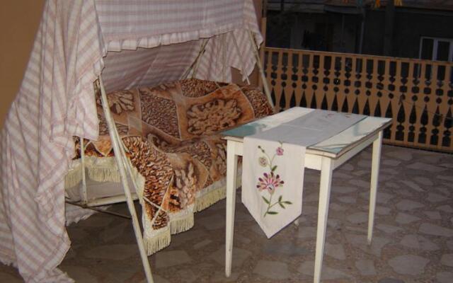 Guesthouse Lira