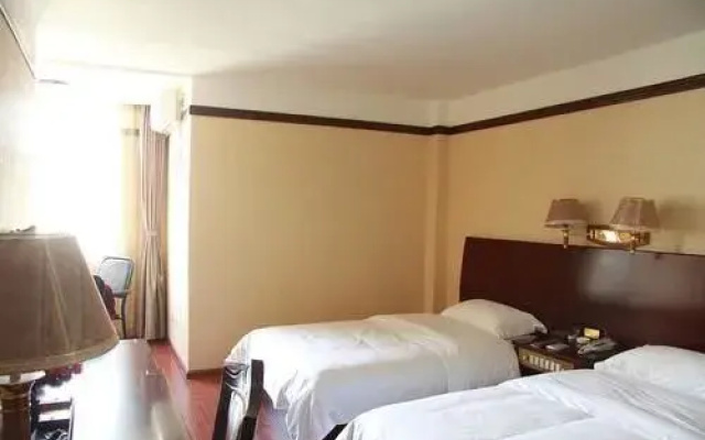 Mile Sea View Villa Hotel
