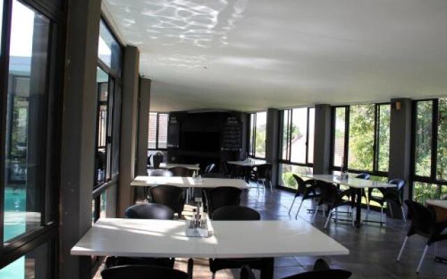 Highgrove Lodge