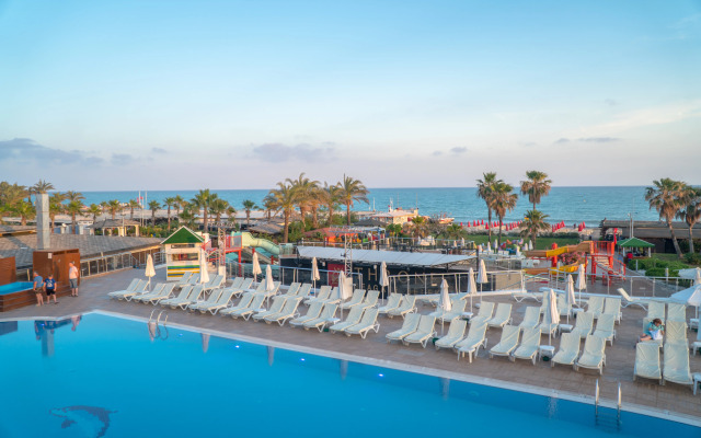 Clover Magic Seagate Belek