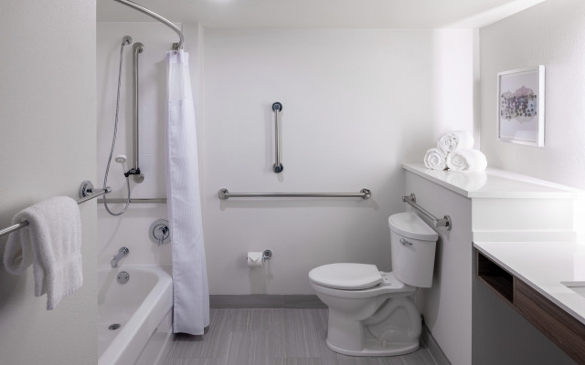 Crowne Plaza Atlanta NE - Norcross by IHG