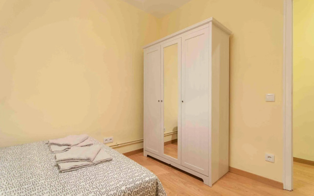 Go BCN Apartments - Castillejos