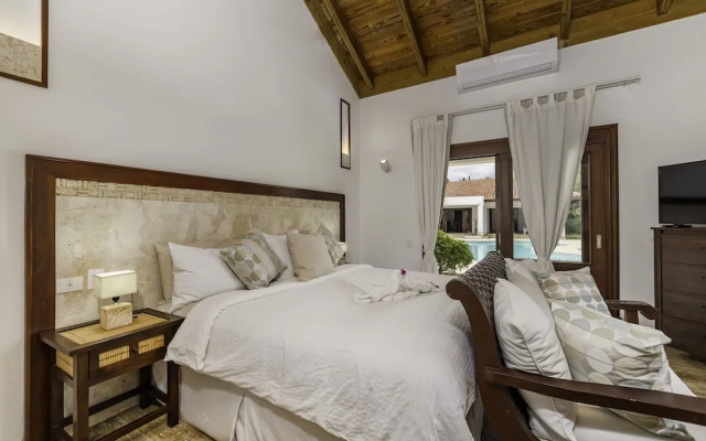 Luxurious Villa