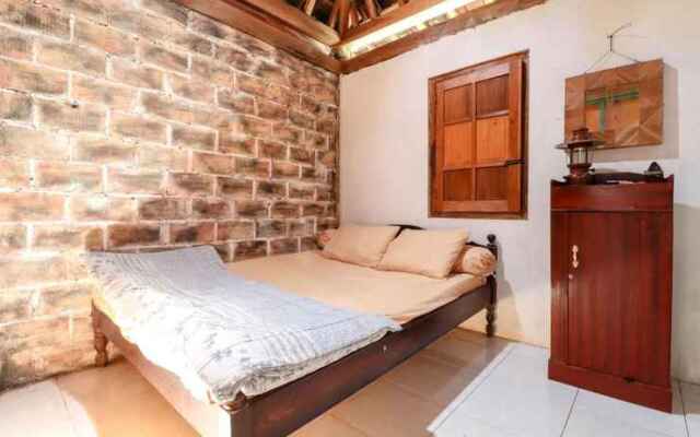 Segajih Central Stay and Education