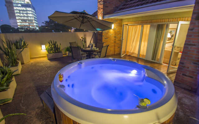 Hotel Villa Morra Suites