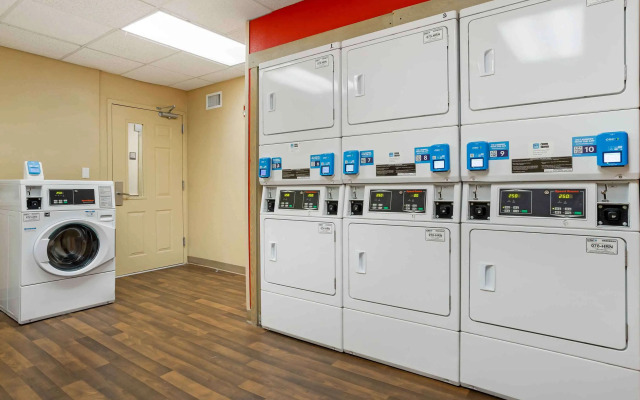 Extended Stay America Select Suites - Houston - Sugar Land