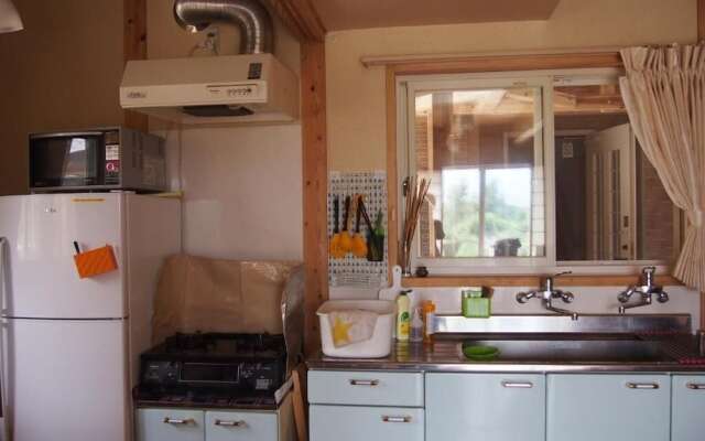 Kumamoto Guesthouse Little Asia - Hostel