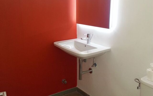 Eó Las Rosas Aparthotel
